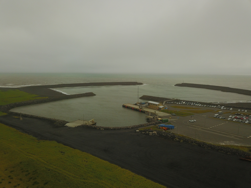 2017/08(August)/Iceland/4Star/800x600_2017-09-02-Iceland-54-Landeyjarhafnarvegur-boat-ferry-drone.JPG