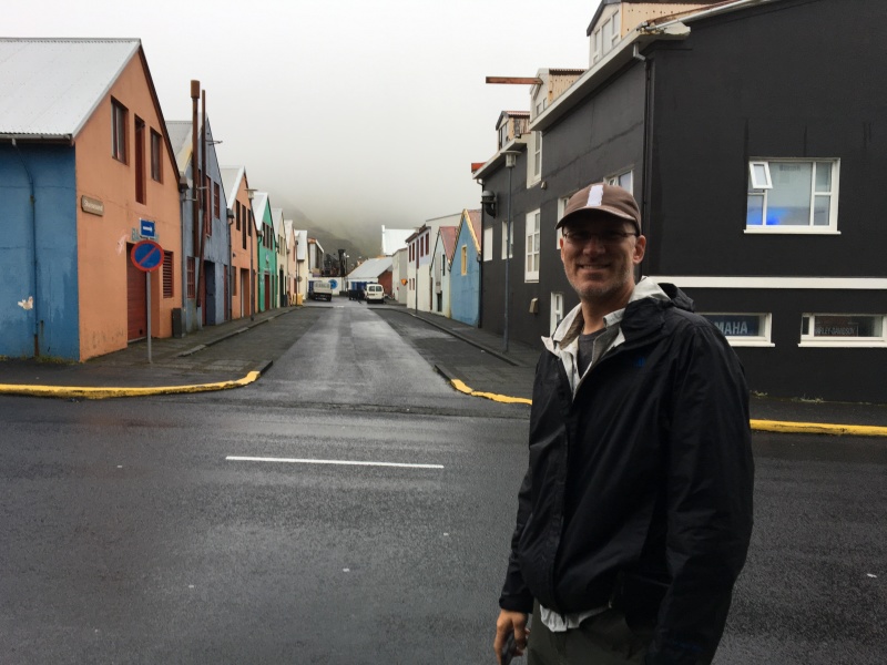 2017-09-03-Iceland-001-Vestmannaeyjar-small-volcanic-island-Travis.JPG