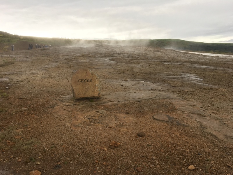 2017-09-04-Iceland-033-Geysir-rock-sign.JPG