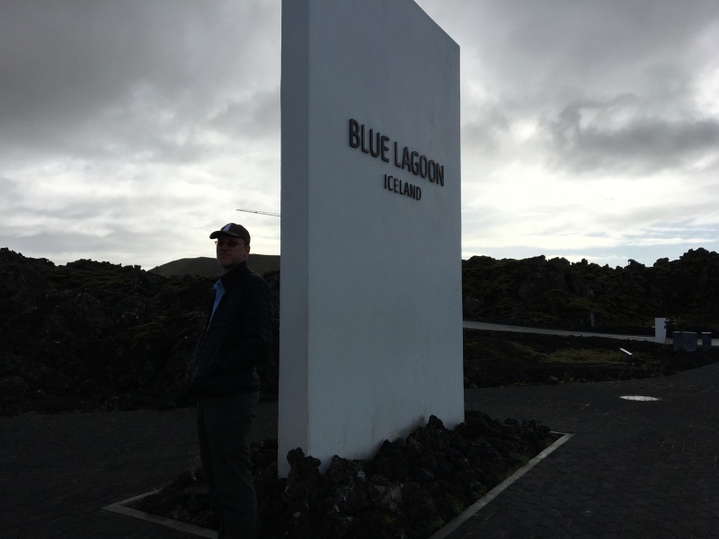 2017-09-05-Iceland-26-Blue-Lagoon-sign.JPG