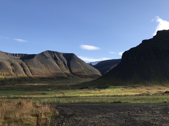 2017-08-29-Iceland-015-Holl-Farm-AirBNB.JPG