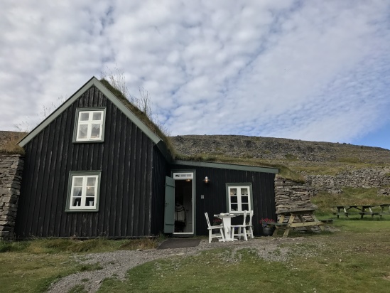 2017-08-29-Iceland-075-near-LitliBaer-coffee-waffles-house.JPG