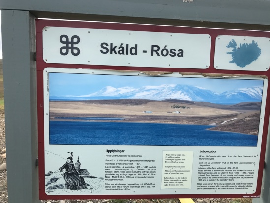 2017-08-30-Iceland-034-Skald.JPG