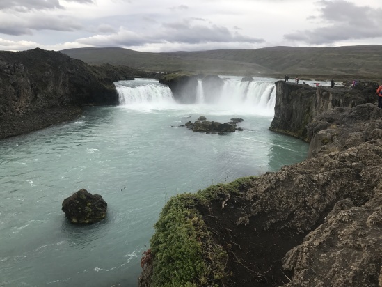 2017-08-31-Iceland-007-Gooafoss-Waterfall.JPG