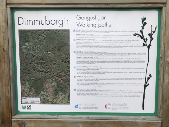2017-08-31-Iceland-029-Dimmuborgir-rocks-sign.JPG