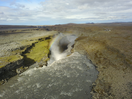 2017-08-31-Iceland-129-Dettifoss-drone.JPG