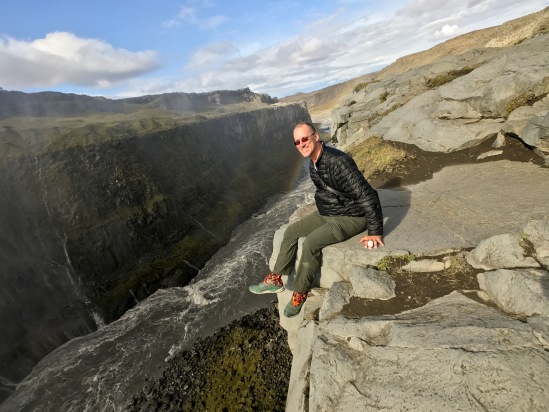 2017-08-31-Iceland-135-Dettifoss-Travis.jpg