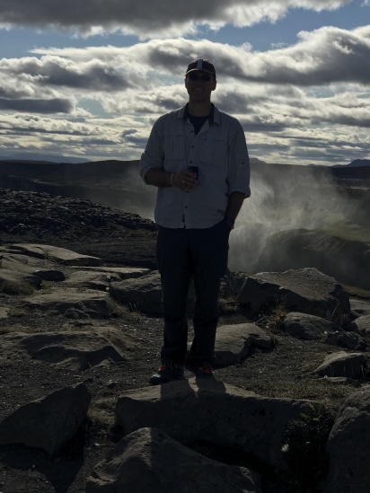 2017-08-31-Iceland-153-Dettifoss-Travis.JPG