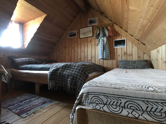 2017-08-31-Iceland-191-Saenautasel-Hobbit-Home-sleeping-quarters.JPG