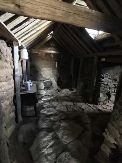 2017-08-31-Iceland-203-Saenautasel-Hobbit-Home-museum.JPG
