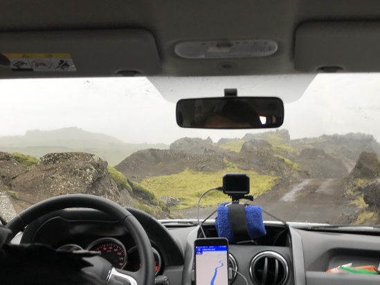 2017-09-02-Iceland-01-Duster-view-from-back-seat.JPG