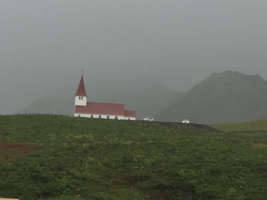 2017-09-02-Iceland-10-Church.JPG