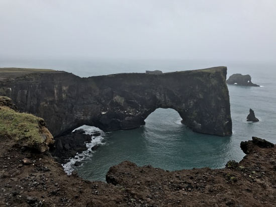 2017-09-02-Iceland-23-Dyrholaey-hole-in-rock.JPG