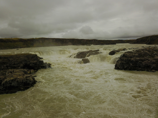 2017-09-03-Iceland-054-Urrioafoss-drone.JPG
