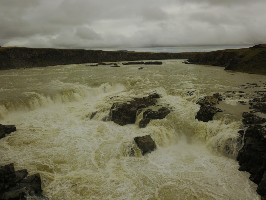 2017-09-03-Iceland-056-Urrioafoss-drone.JPG