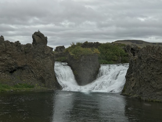 2017-09-03-Iceland-077-Hjalparfoss-Travis-on-top.JPG