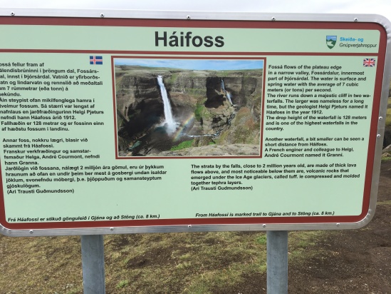 2017-09-03-Iceland-090-Haifoss-sign.JPG