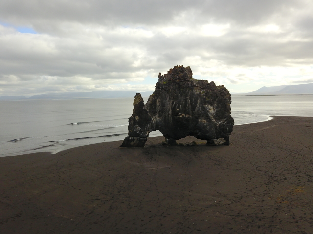 2017-08-30-Iceland-021-HvItserkur-drone-GOOD.JPG