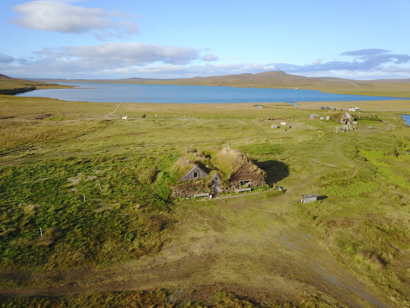 2017/08(August)/Iceland/800x600_2017-08-31-Iceland-178-Saenautasel-Hobbit-Home-drone.JPG