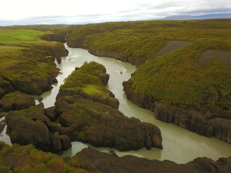 2017-09-04-Iceland-101-Bruarhloo-slot-canyon-drone-jet-boat-GOOD.JPG