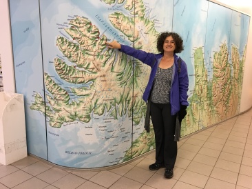 2017-08-29-Iceland-027-Isafjorour-Suzi.JPG