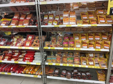 2017-08-30-Iceland-072-more-HotDogs.JPG