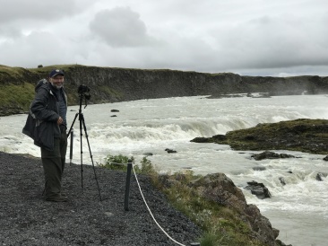2017-09-03-Iceland-053-Urrioafoss-Bill.JPG