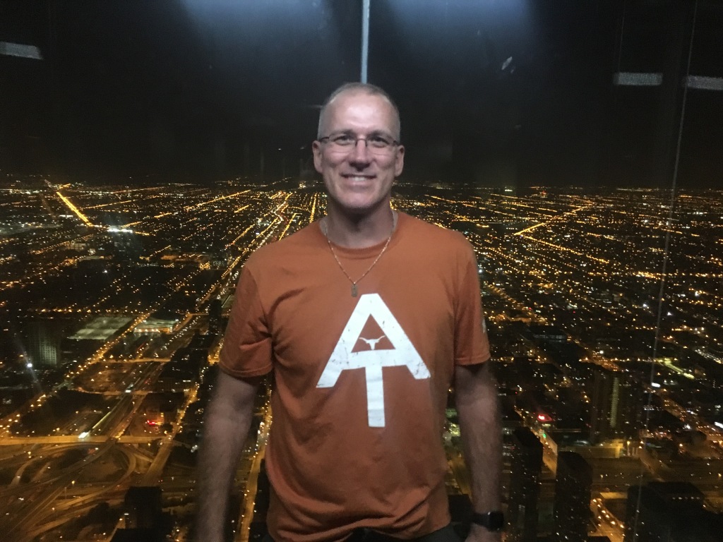 2017/09(September)/Chicago-South-Dakota/1024x768_2017-09-23-Chicago-29-Willis-Sears-Tower-Travis.JPG
