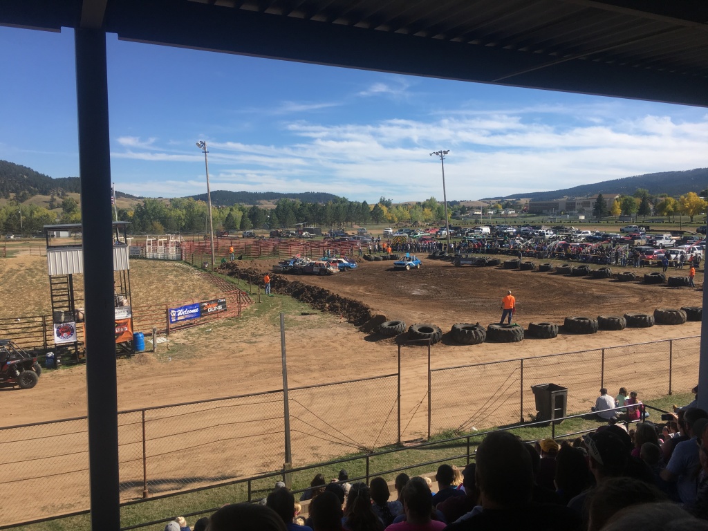 2017/09(September)/Chicago-South-Dakota/1024x768_2017-09-30-Sturgis-Smashup-Derby-02.JPG