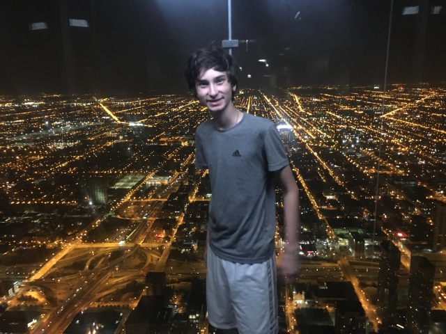 2017/09(September)/Chicago-South-Dakota/640x480_2017-09-23-Chicago-25-Willis-Sears-Tower-Dax.JPG