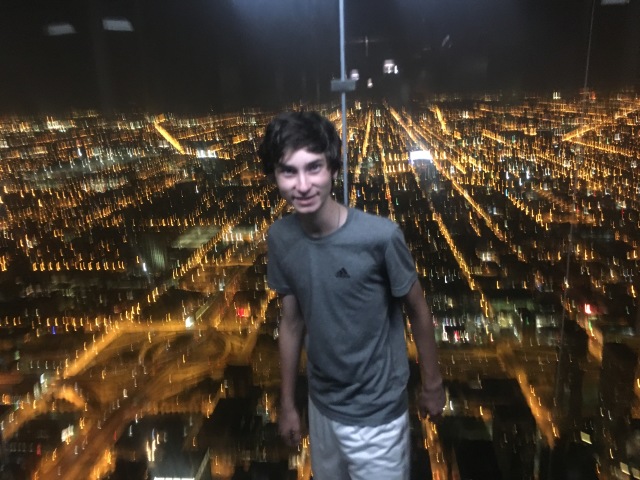 2017/09(September)/Chicago-South-Dakota/640x480_2017-09-23-Chicago-26-Willis-Sears-Tower-Dax.JPG