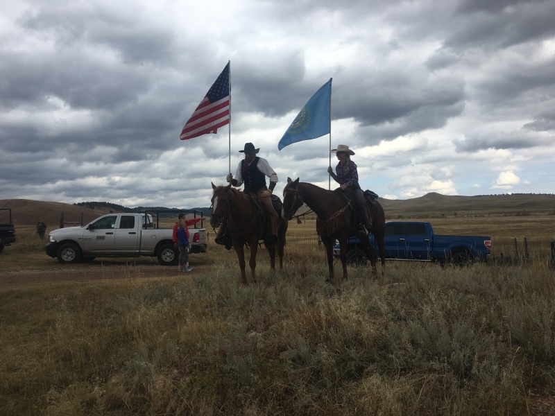 2017/09(September)/Chicago-South-Dakota/800x600_2017-09-29-Custer-State-Park-Buffalo-Roundup-26.JPG