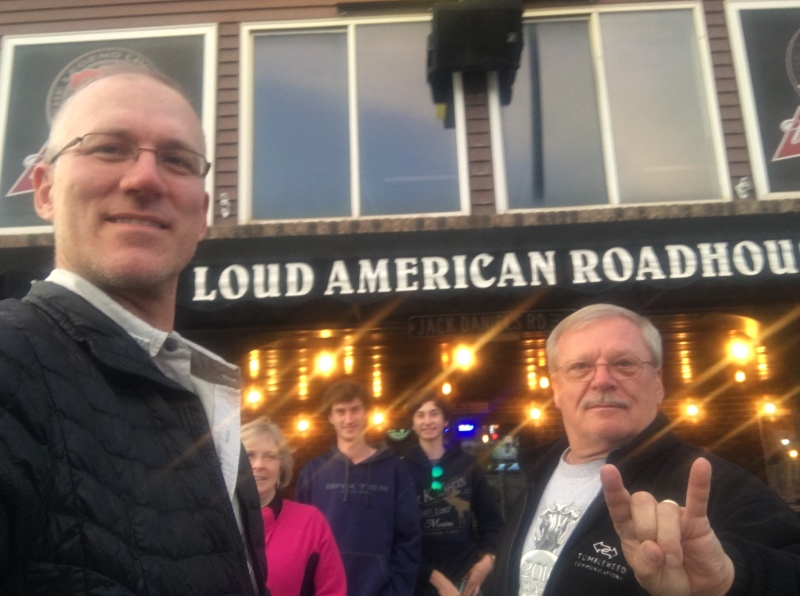 2017/09(September)/Chicago-South-Dakota/800x600_2017-10-01-Loud-American-Roadhouse-Sturgis-1-Travis-Travis-Chance-Dax-Jim.JPG