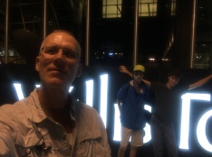 2017-09-23-Chicago-07-Willis-Sears-Tower-Dax-Travis-Chance.JPG