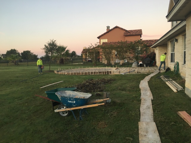 2017/09(September)/Patio-install/640x480_2017-09-08-Patio-Install-1.JPG