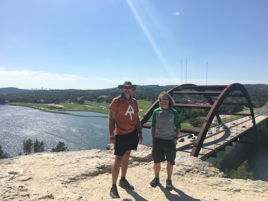 2017/10(October)/ACLFest-with-Garfield/1024x768_2017-10-09-Garfield-08-360Bridge-Travis.JPG