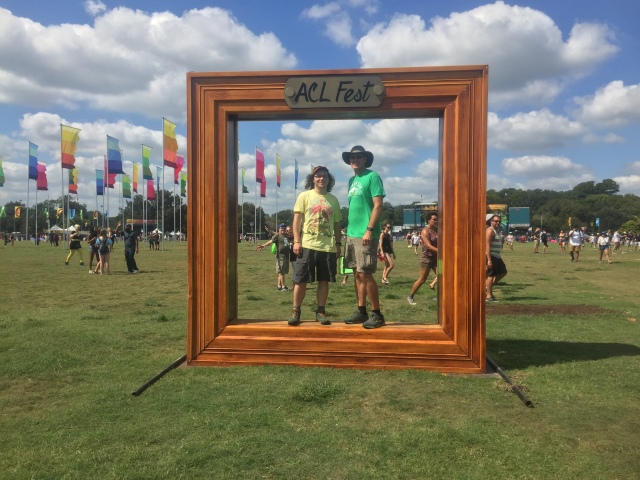2017/10(October)/ACLFest-with-Garfield/640x480_2017-10-06-ACLFest-04-Garfield-Travis.JPG