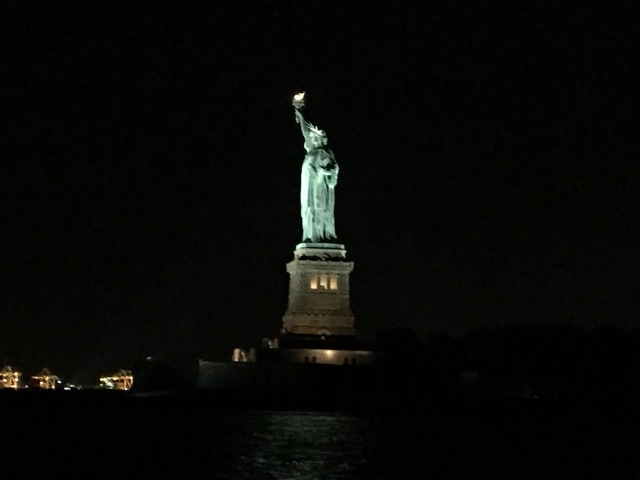 2017/10(October)/NewYorkCity-Suzi/640x480_2017-10-19-Suzi-New-York-City-Work-Trip-21.JPG