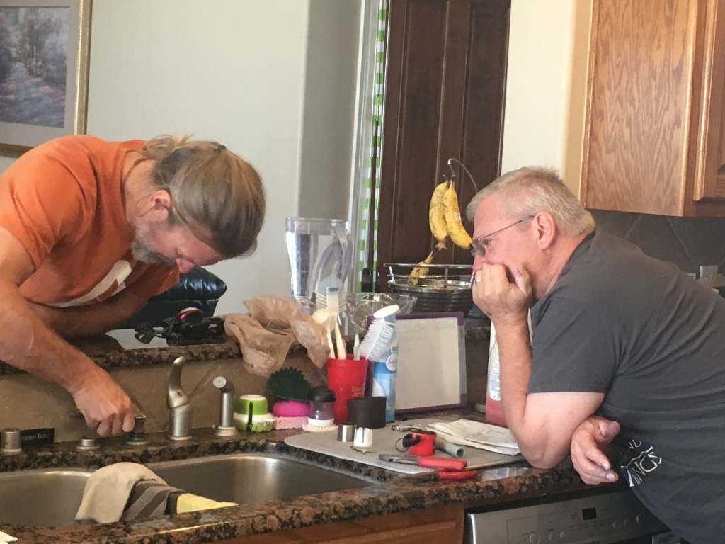 2017/11(November)/Kitchen-faucet-replacement/1024x768_2017-11-25-Kitchen-Faucet-replacement-fail-4-Justin-Jim.JPG