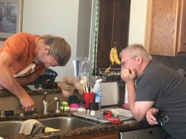 2017-11-25-Kitchen-Faucet-replacement-fail-5-Justin-Jim.JPG