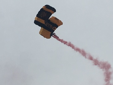 2017-11-11-Texas-vs-Kansas-Football-09-skydivers.JPG