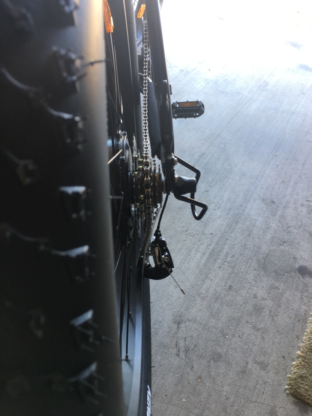 2017/11(November)/RadRover-and-RadCity-eBikes/640x480_2017-11-20-RadRover-delivered-with-broken-derailur-2.JPG