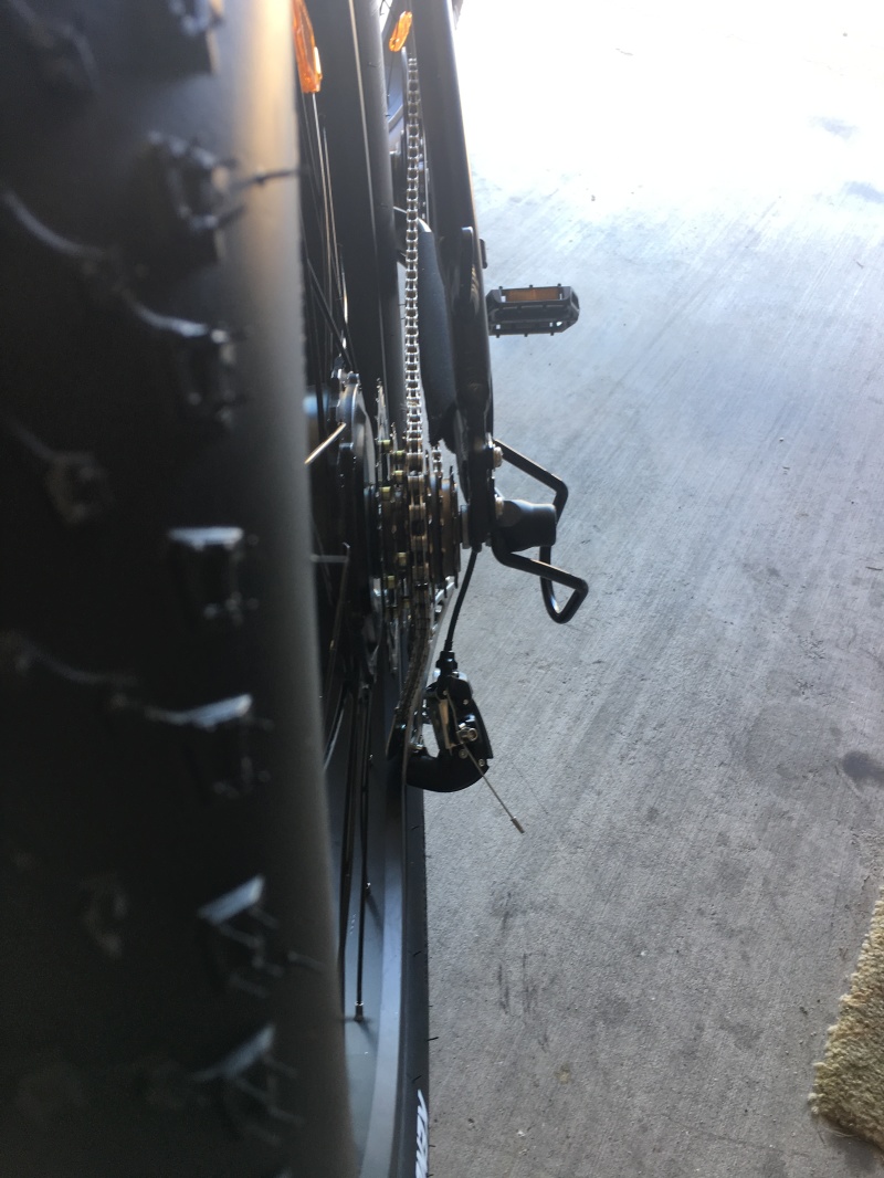 2017/11(November)/RadRover-and-RadCity-eBikes/800x600_2017-11-20-RadRover-delivered-with-broken-derailur-2.JPG