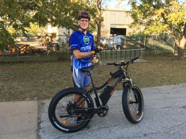 2017-11-21-RadRover-fixed-at-Bucks-Bikes-2-Travis.JPG