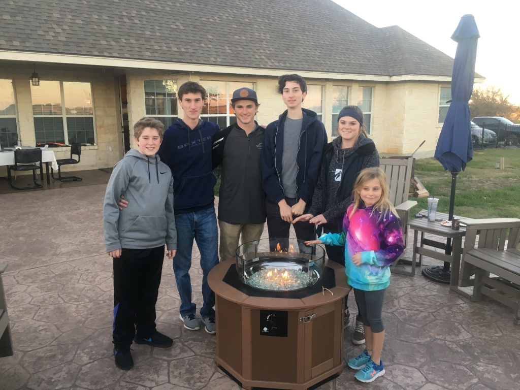 2017/11(November)/Thanksgiving/1024x768_2017-11-23-Thanksgiving-08-Chance-Ian-Vale-Dax-Kyla-Sydney-firepit.JPG