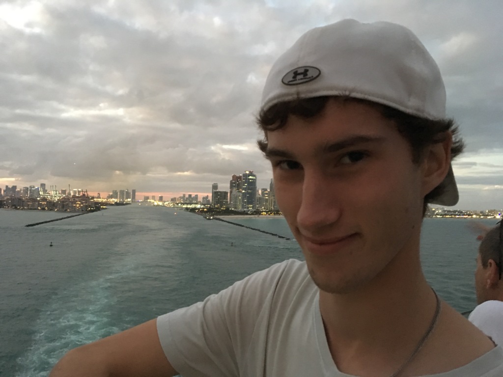 2017-12-17-Cruise-22-Miami-Chance.JPG