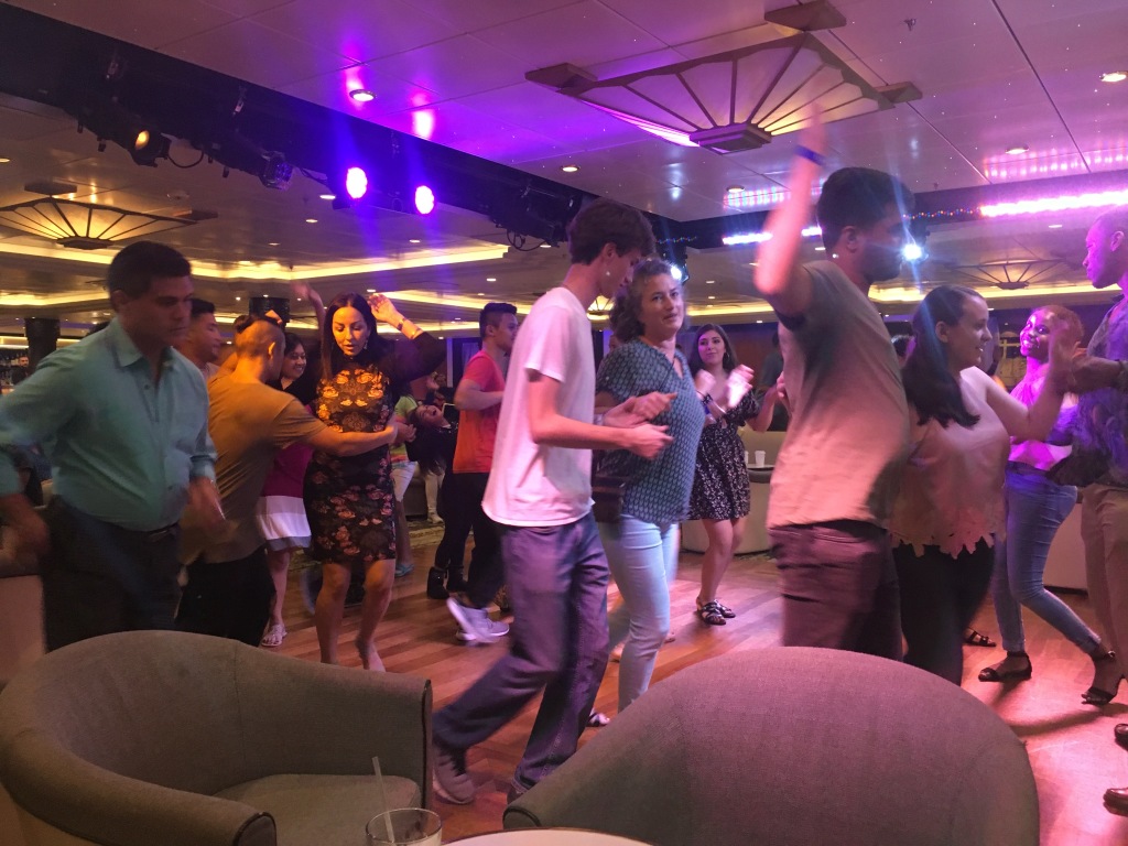 2017/12(December)/Royal-Carribean-Navigator-of-the-Seas-Cruise/1024x768_2017-12-19-Cruise-28-Salsa-Dancing-Chance-Suzi.JPG