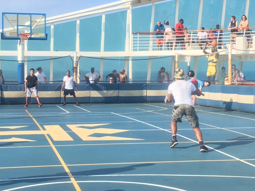 2017-12-21-Cruise-06-Chance-Dodgeball-tournament.JPG