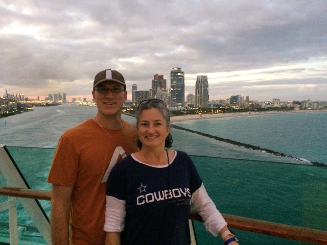 2017/12(December)/Royal-Carribean-Navigator-of-the-Seas-Cruise/640x480_2017-12-17-Cruise-18-Travis-Suzi-Miami.JPG