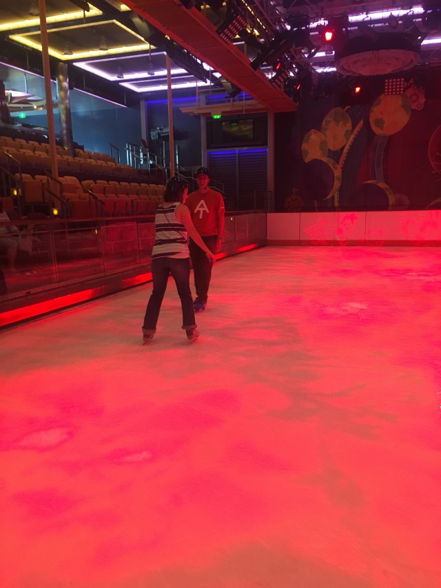 2017/12(December)/Royal-Carribean-Navigator-of-the-Seas-Cruise/640x480_2017-12-18-Cruise-04-IceSkating-Suzi-Travis.JPG
